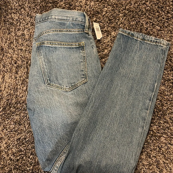 Old navy skinny jeans distressed - Picture 3 of 4